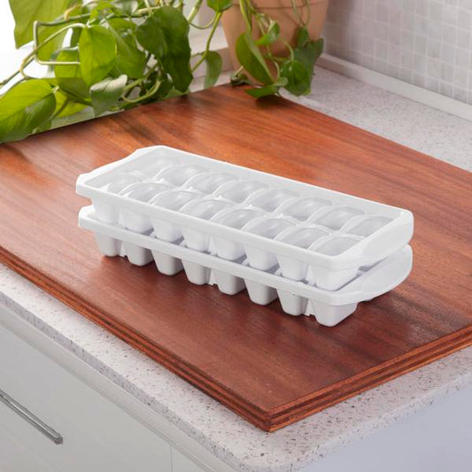 STERILITE STACKING ICE CUBE TRAY WHITE
