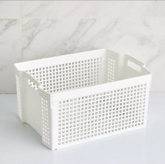 STACKABLE PLASTIC STORAGE BASKET