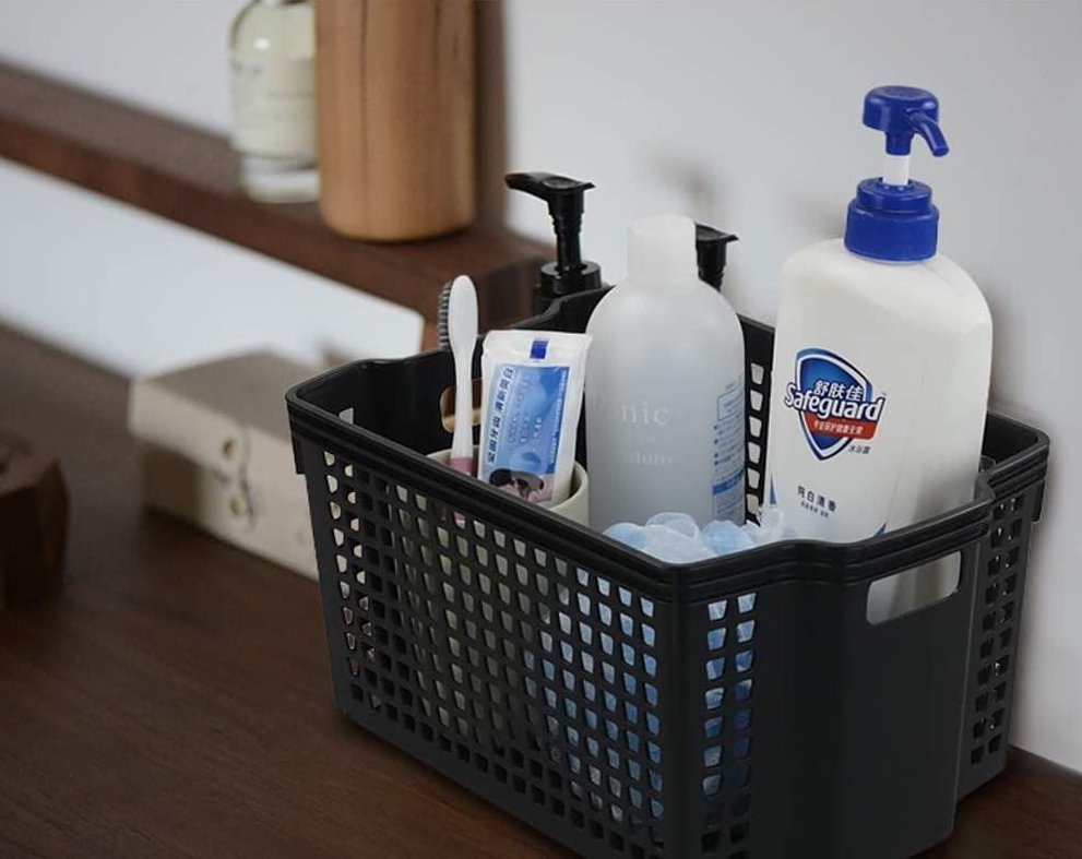 STACKABLE PLASTIC STORAGE BASKET AST